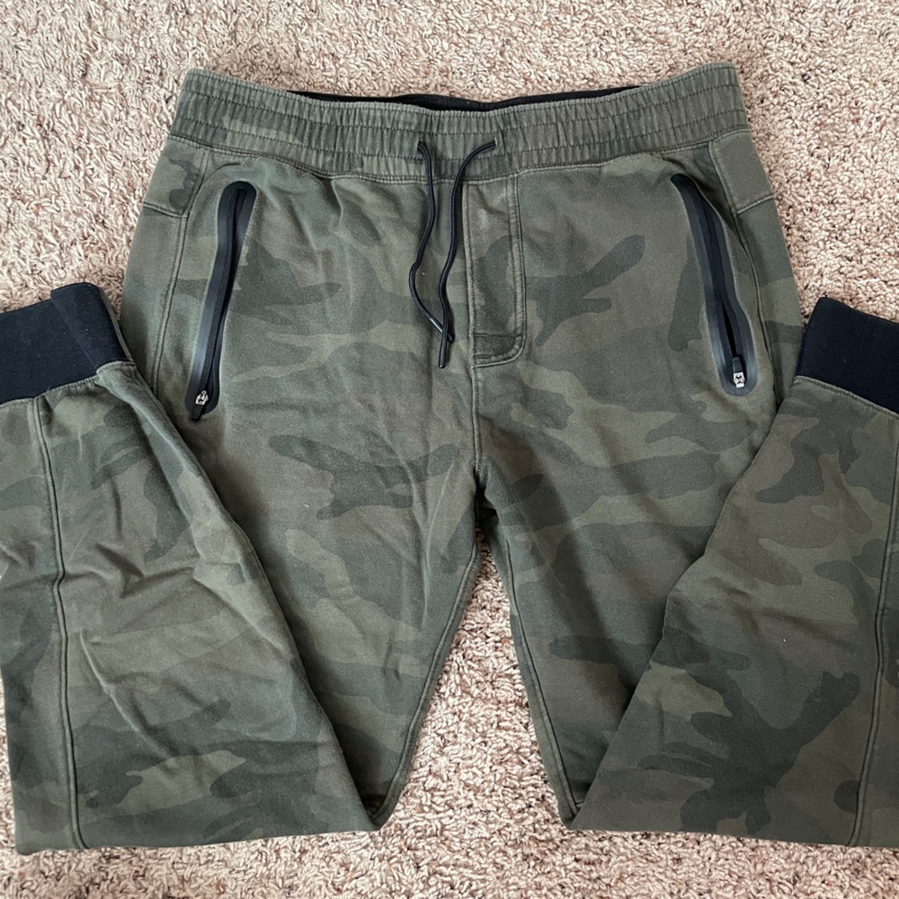 Camo sweatpants